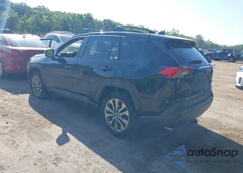 2019 Toyota Rav4 Xle Premium z USA, uszkodzony, nr VIN 2T3A1RFV2KC036930